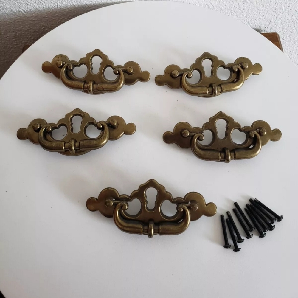 #Keeler Brass Co. Set of 5 Drawer Pull with Keyhole +10  matched bolts